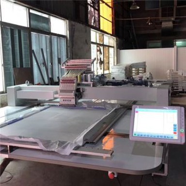 La tête simple a informatisé les grandes aiguilles plates -900 * 1500 millimètres de la machine 12/15 de broderie superbes